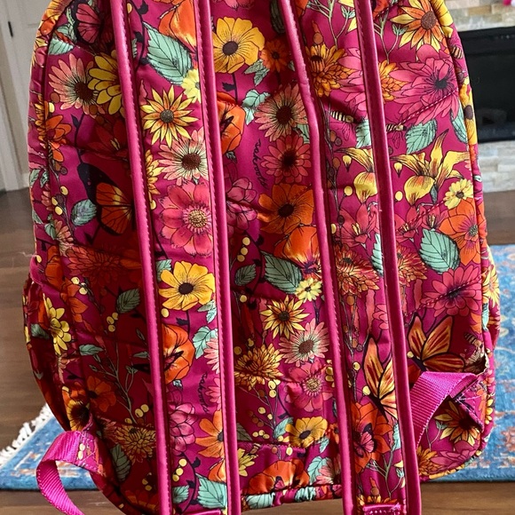 Sakroots Backpack: Raspberry In Bloom, Pink, padded laptop bag, Artists Circle - Picture 4 of 16